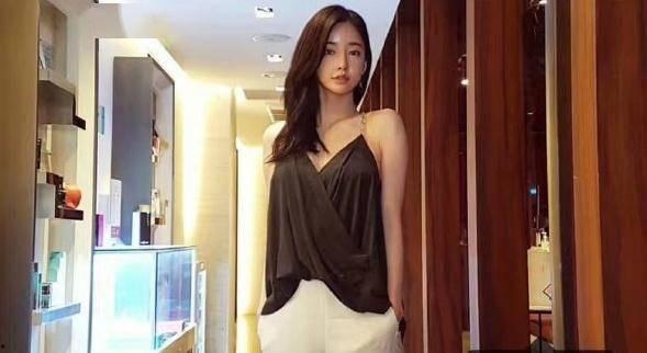 日韩大码熟女视频